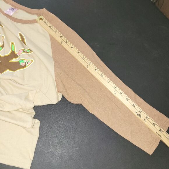 Simply Southern Trophy Wife Deer T-Shirt Medium - Picture 7 of 8